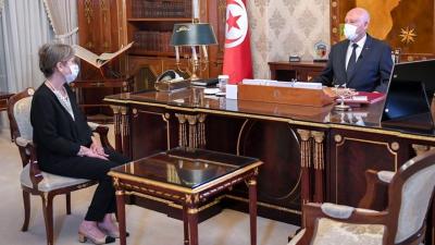 رائدات - لاول مرة في تاريخ الوطن العربي ... الرئيس التونسي يكلف نجلاء بودن رئيسا للحكومة التونسية 